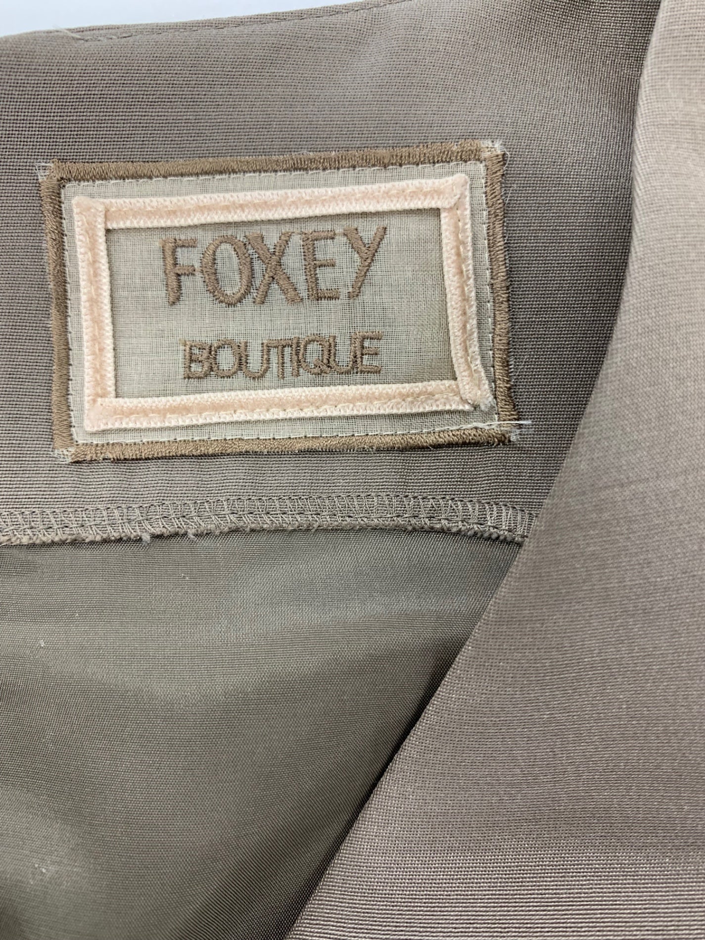 美品☆FOXEY☆ブティック☆リネンワンピース☆麻☆ブラウン☆刺繍