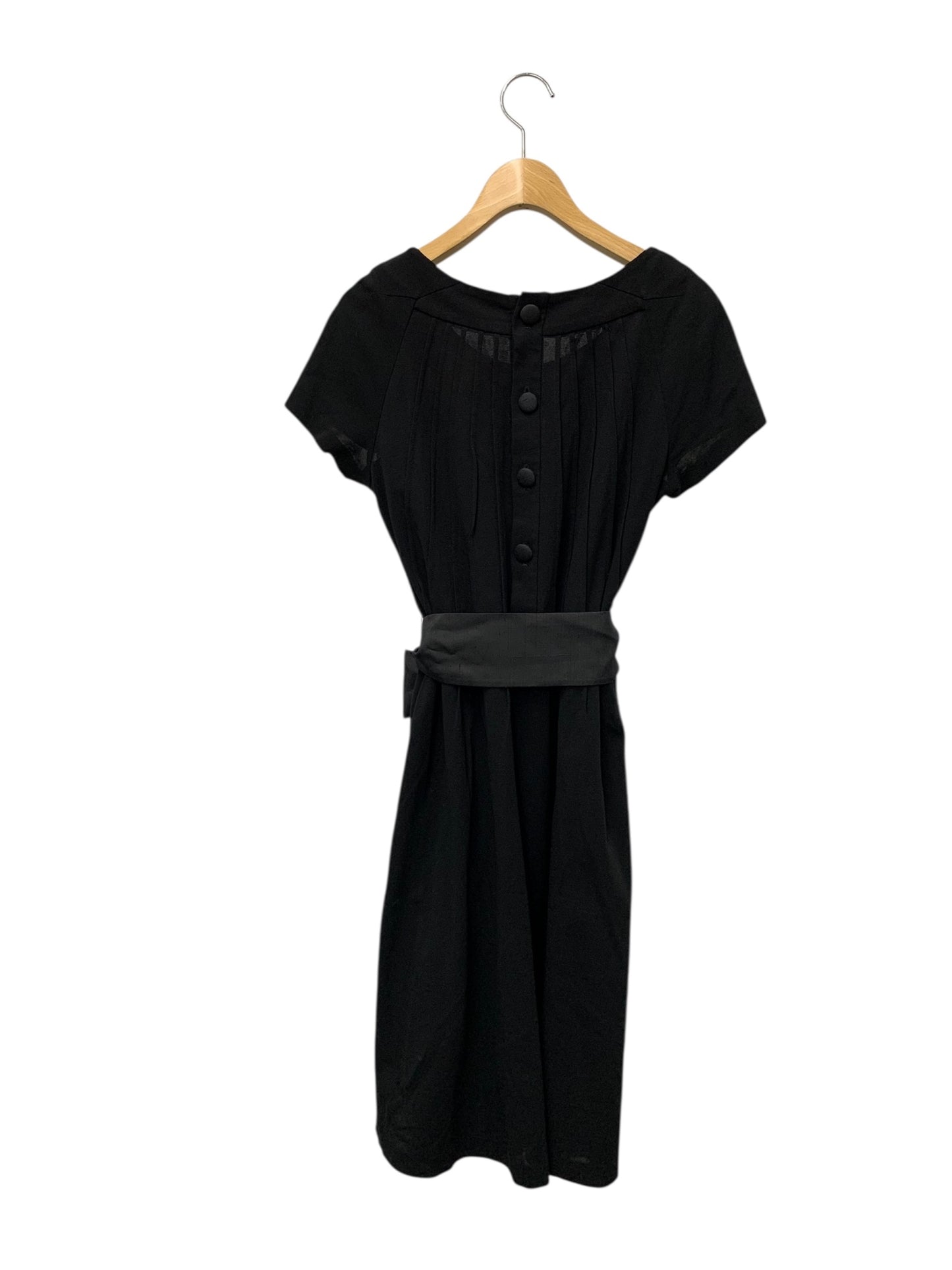 トゥービーシック UM435-401-09 ワンピース 40 ブラック タック くるみボタン ITXDGIELBL5W