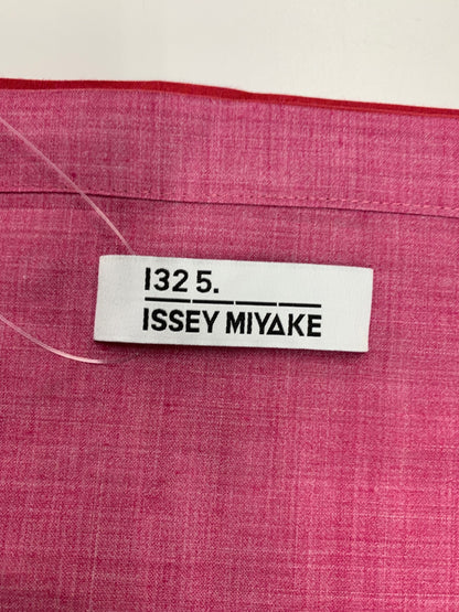 132 5. イッセイミヤケ IL23FJ301 カットソー 3 レッド ITYVB0Y8NVKG