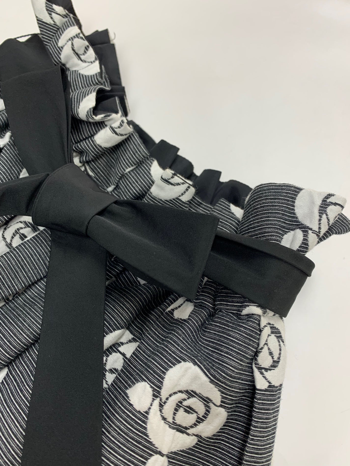 エムズグレイシー 727114 スカート 38 ブラック バラモチーフ フレアー IT5NJNJVFZZ0