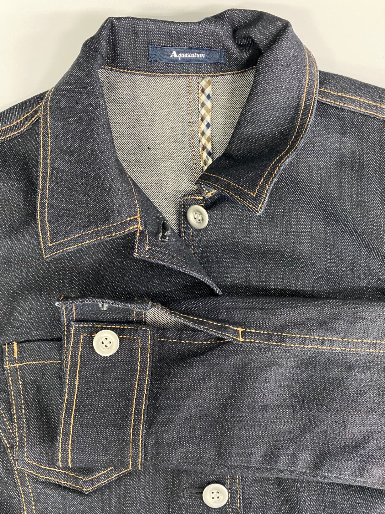 アクアスキュータム 1003325-39 デニムジャケット 6F ネイビー ITY64Q2QZ5JO 【SALE】