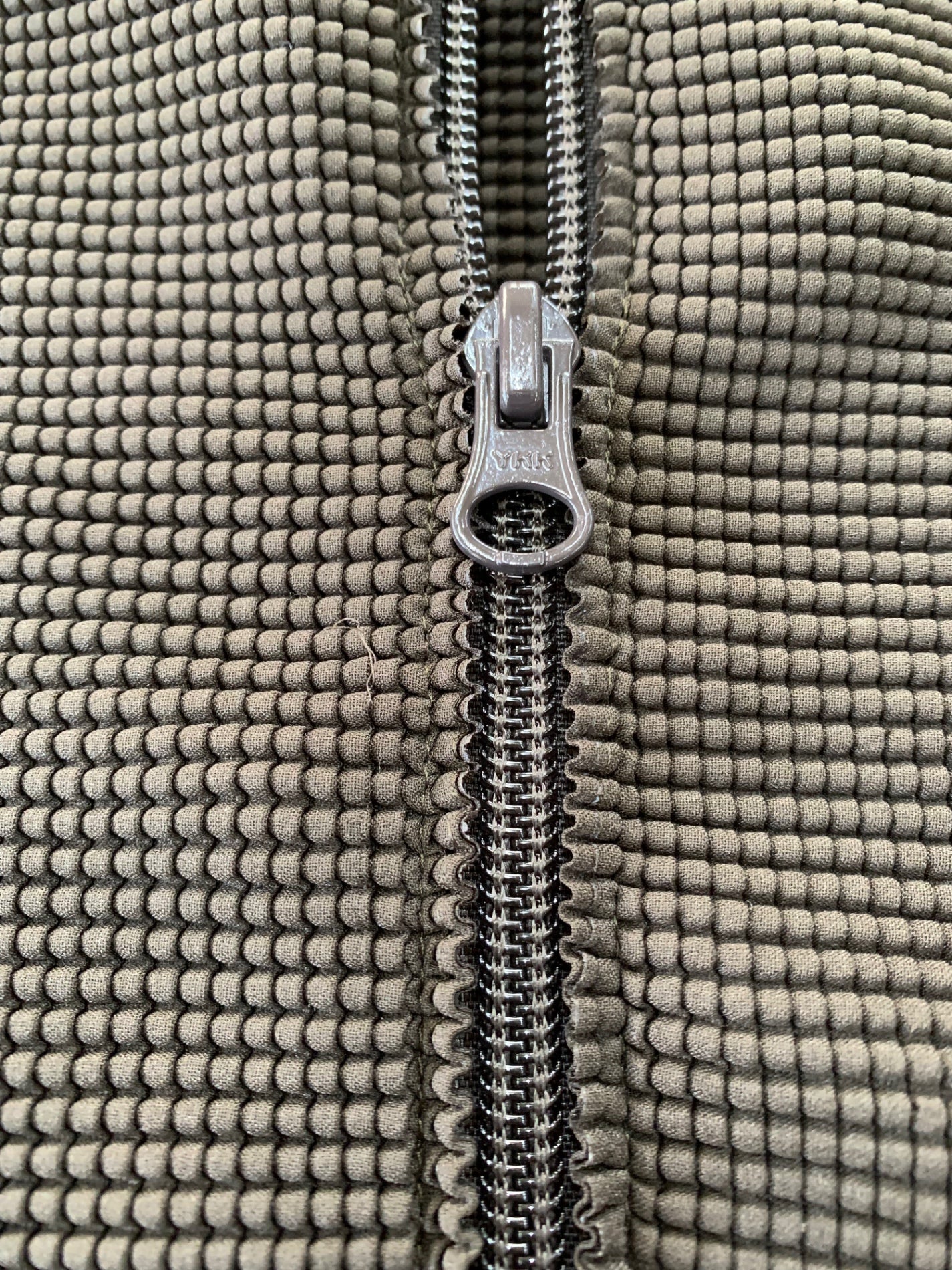 ミーイッセイミヤケ MI23FO142 ジップカーディガン カーキグリーン ハイネック ダブルジップ ITN9LY3RCPHS