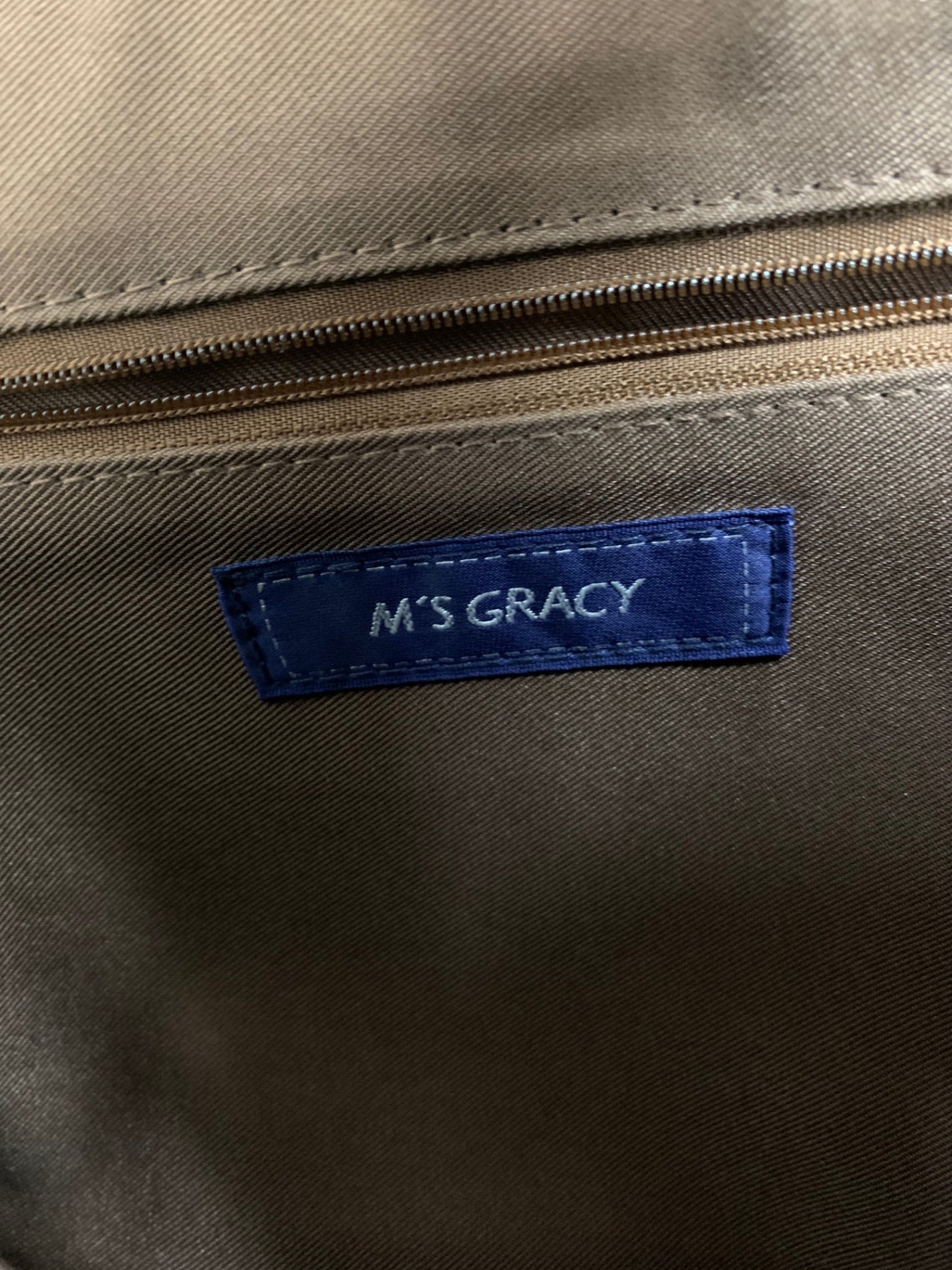 エムズグレイシー 294520 リュック ブラック バックパック ナイロン リボン ITYIIGUPM468