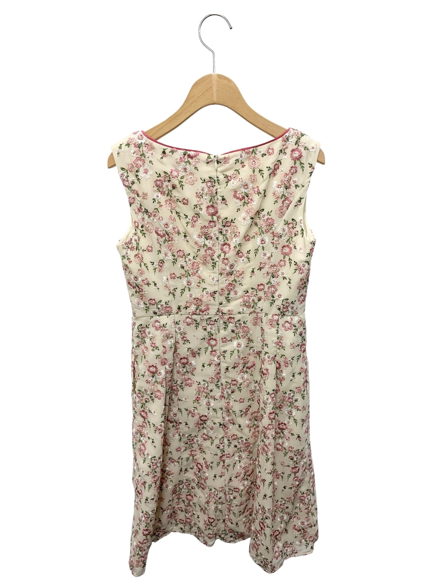 トッカ MAY FLOWERS OPTOSM0200 ワンピース 2 ピンク フラワーモチーフ 刺繍 IT17LPD4L0V2 【SALE】