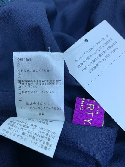 セブンテンバイミホカワヒト リバティフローラルバルーンブラウス 10S101 M ネイビー 26SS IT3M0DO9U06W