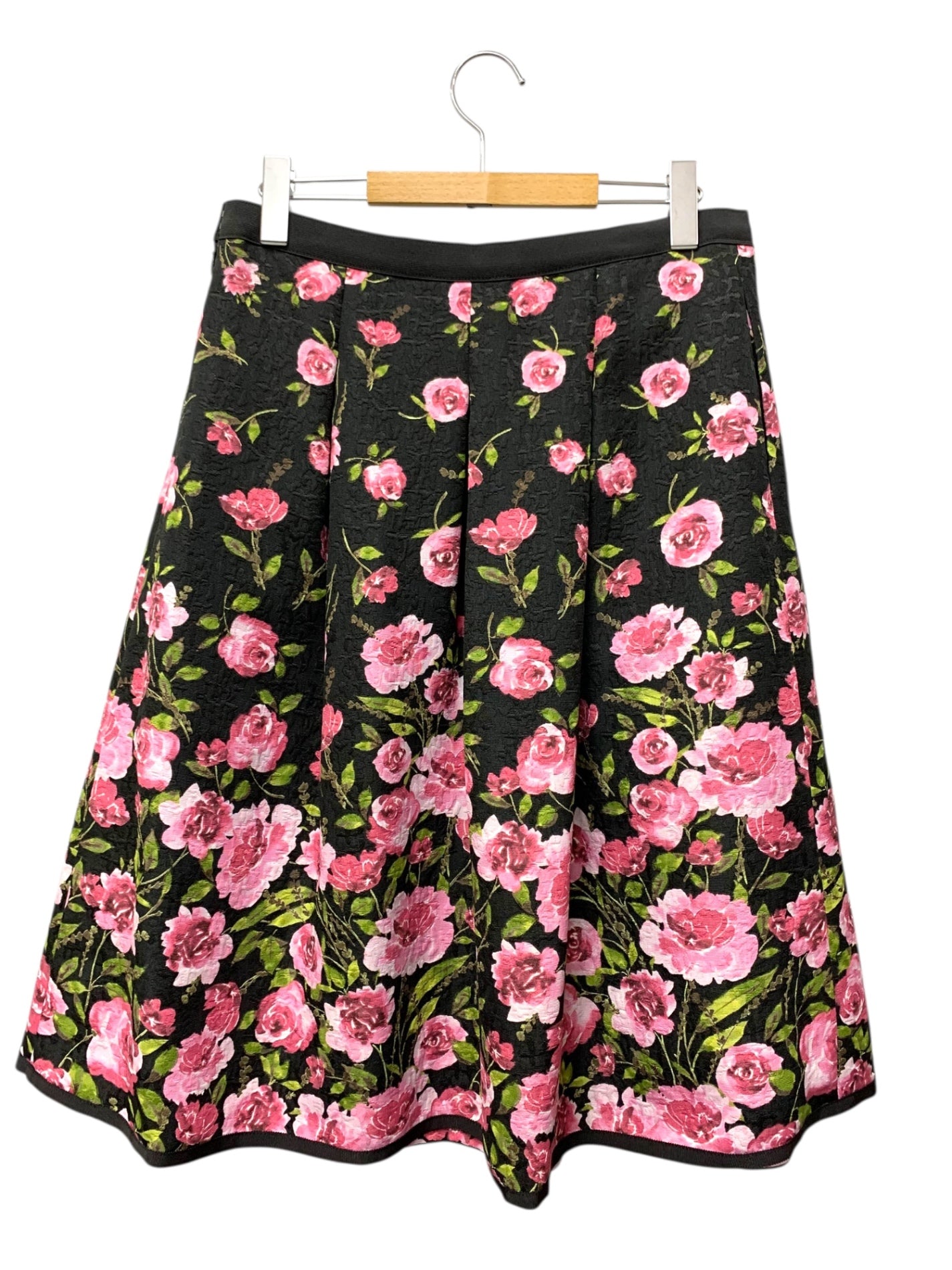 エムズグレイシー 237521 スカート 44 ブラック フラワーモチーフ タックフレア ITCI5MU0AOY2