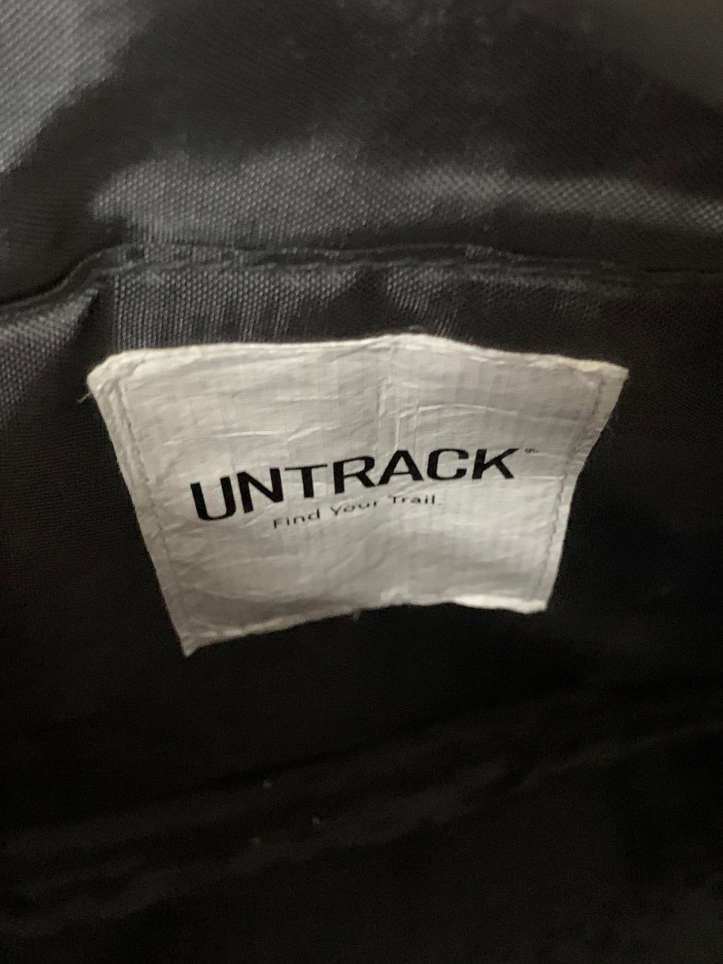 UNTRACK OUTDOOR / CE | Shoulder Bag S 60052 ブラック ナイロン840dnコーデュラ ITPY9YM6THY4