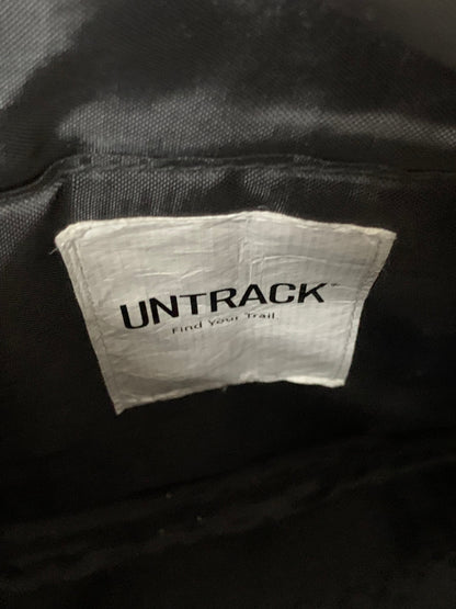 UNTRACK OUTDOOR / CE | Shoulder Bag S 60052 ブラック ナイロン840dnコーデュラ ITPY9YM6THY4