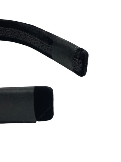 アッカ カチューシャ ブラック ヘアアクセサリー ベロア パールビジュー IT2UVZFZ64R4