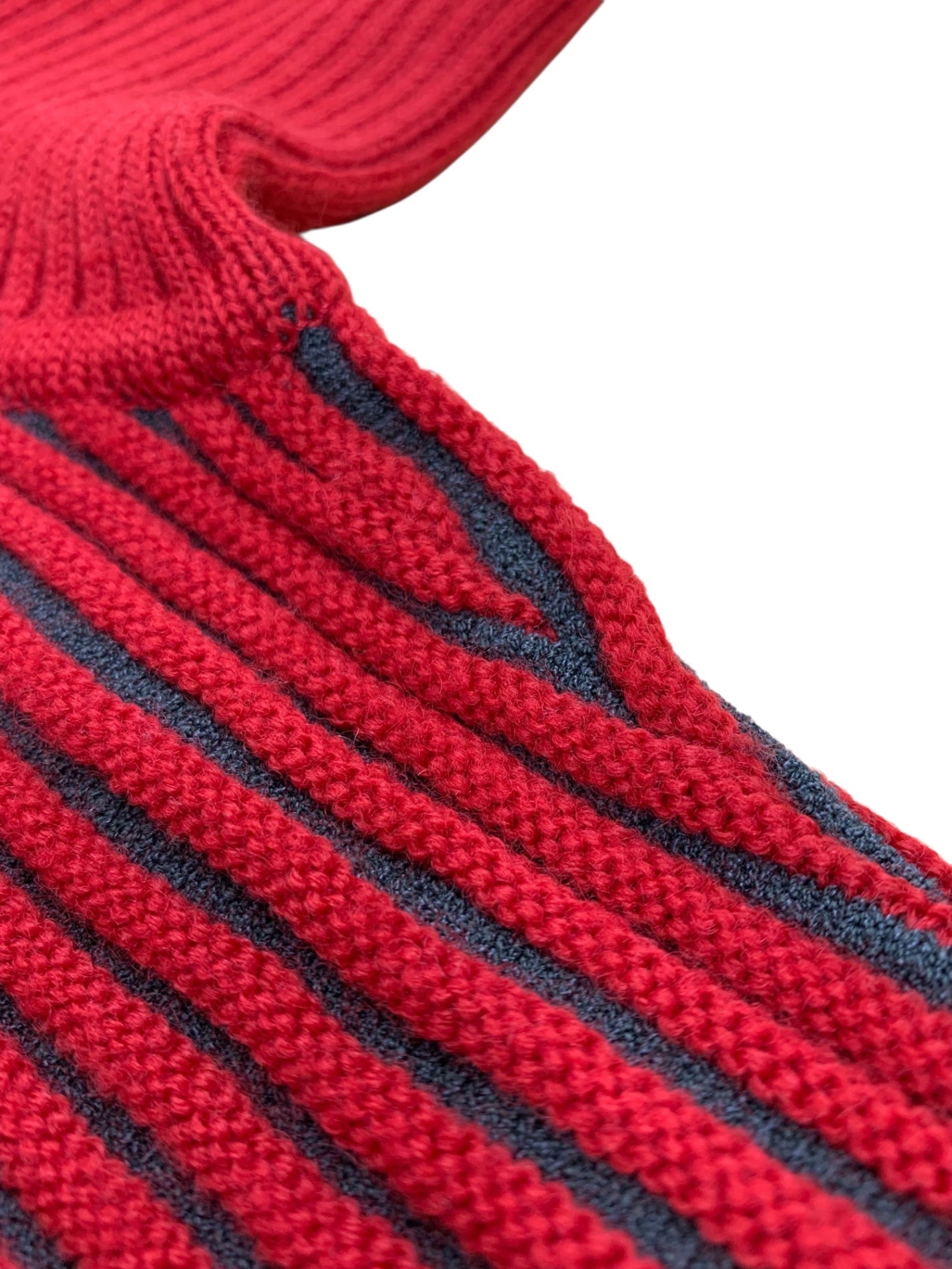 イッセイミヤケメン ME63KN026 タートルネックニット L レッド パイピング 銀タグ IT81VQ6KCOAH 【SALE】