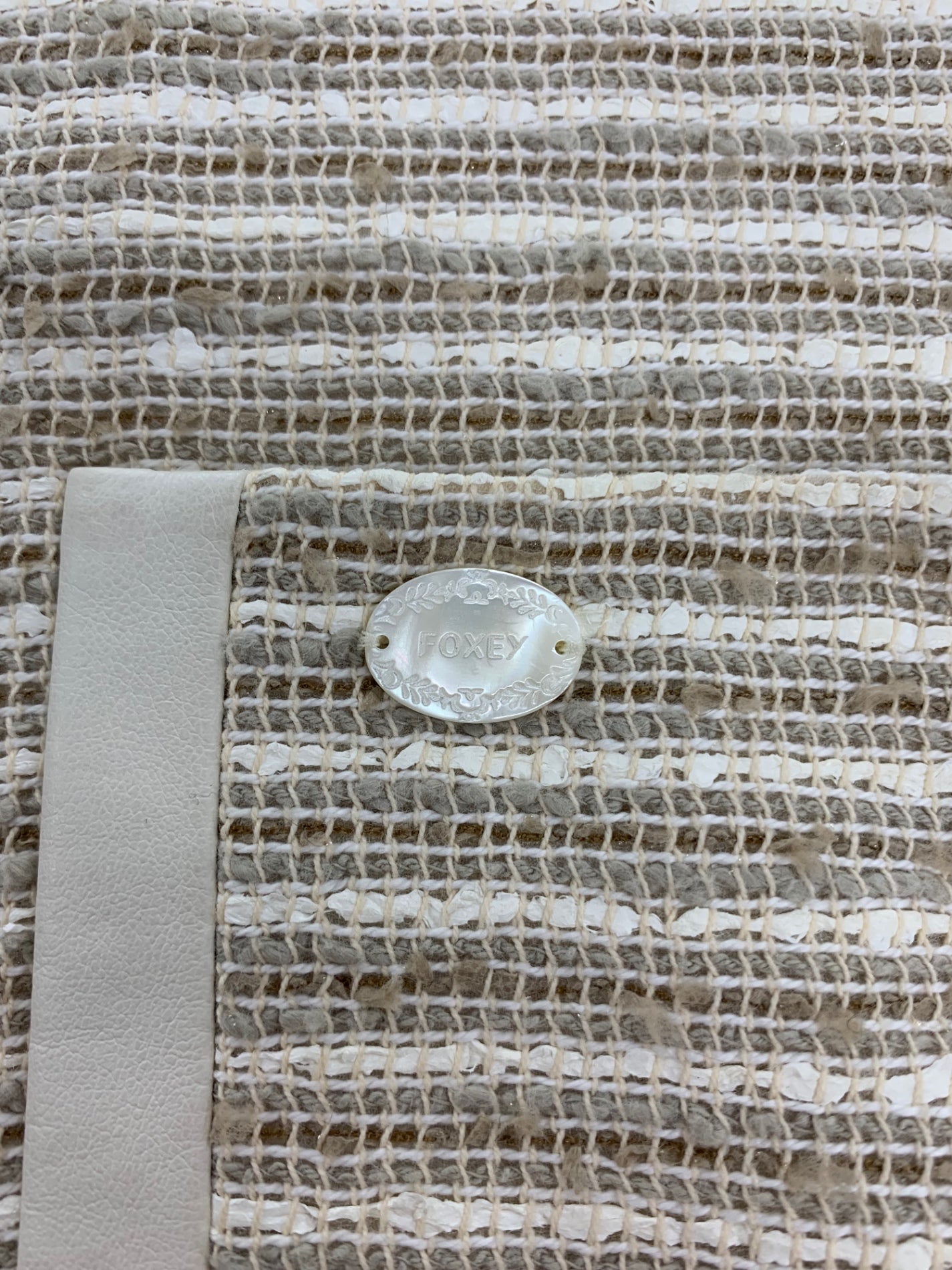 フォクシーブティック コート Mille Feuille 35302 40 ベージュ ツィード 合皮レザー ITDXVA9VYGAN