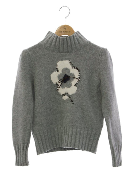 エムズグレイシー 918573 ニット 40 グレー フラワーモチーフ リボン ITKFDAKEA1AO