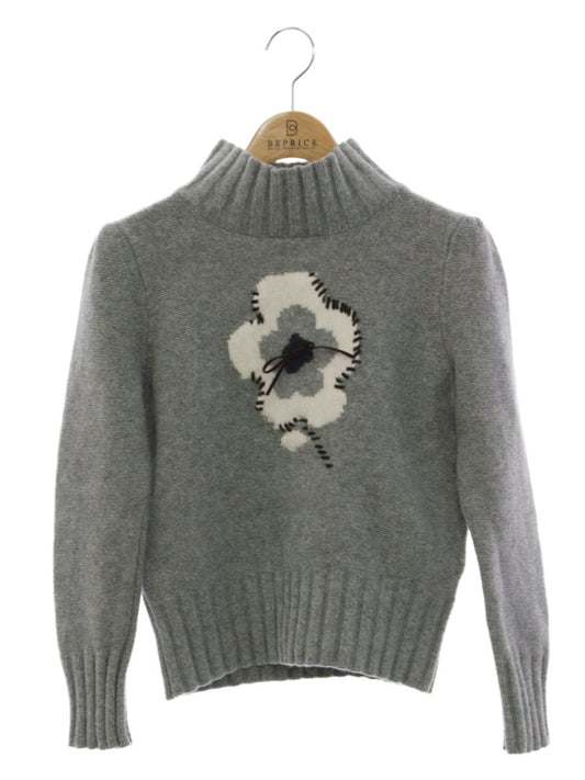 エムズグレイシー 918573 ニット 40 グレー フラワーモチーフ リボン ITKFDAKEA1AO