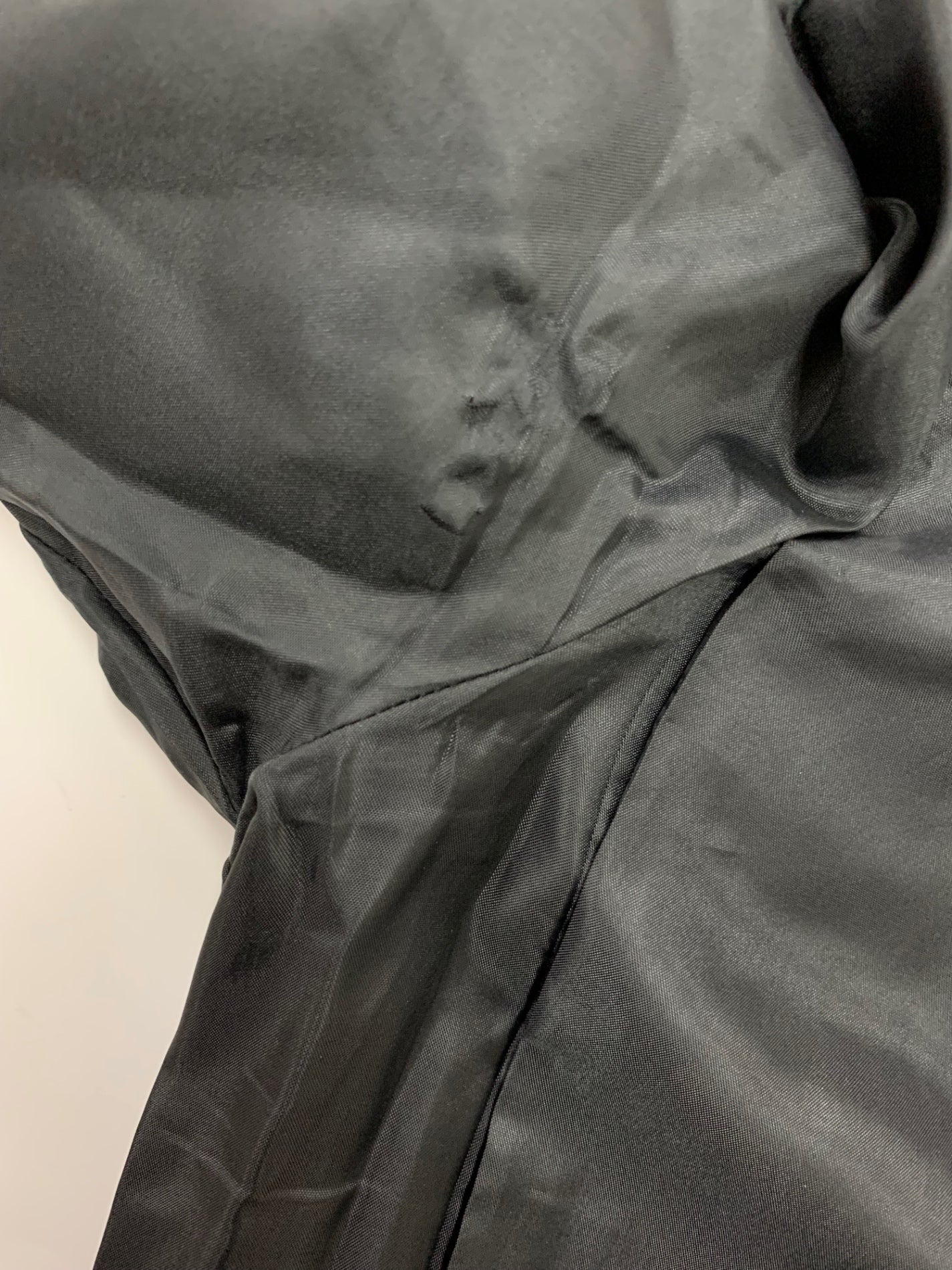 トゥービーシック W5J12-360-09 ワンピース 40 ブラック ビジュー ブローチ付 IT3VPFT2G8HS 【SALE】