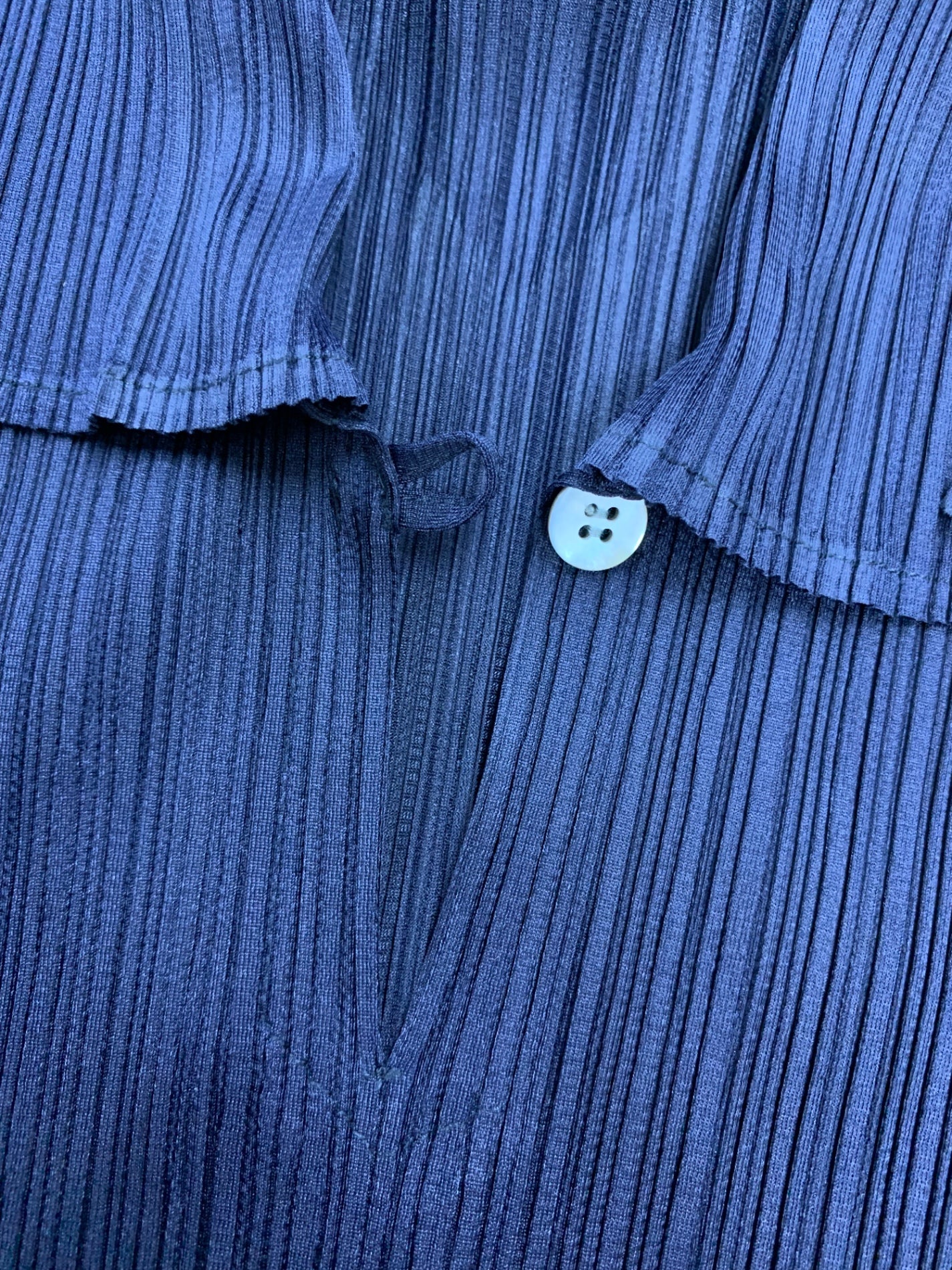 プリーツプリーズイッセイミヤケ PP04--JK605 ポロシャツ 4 ネイビー ノースリ IT1ZPCBMY91K 【SALE】