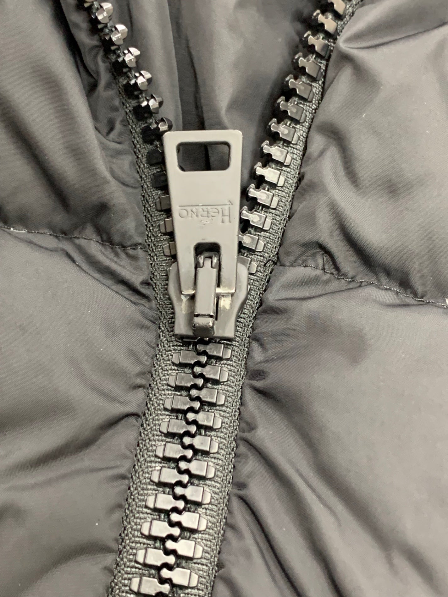 ヘルノ ラミナー PI001516D 12004 9389 ダウンコート 40 ブラック エコファー ダブルジップ マット ゴアテックス 2way IT517VKQDLMD