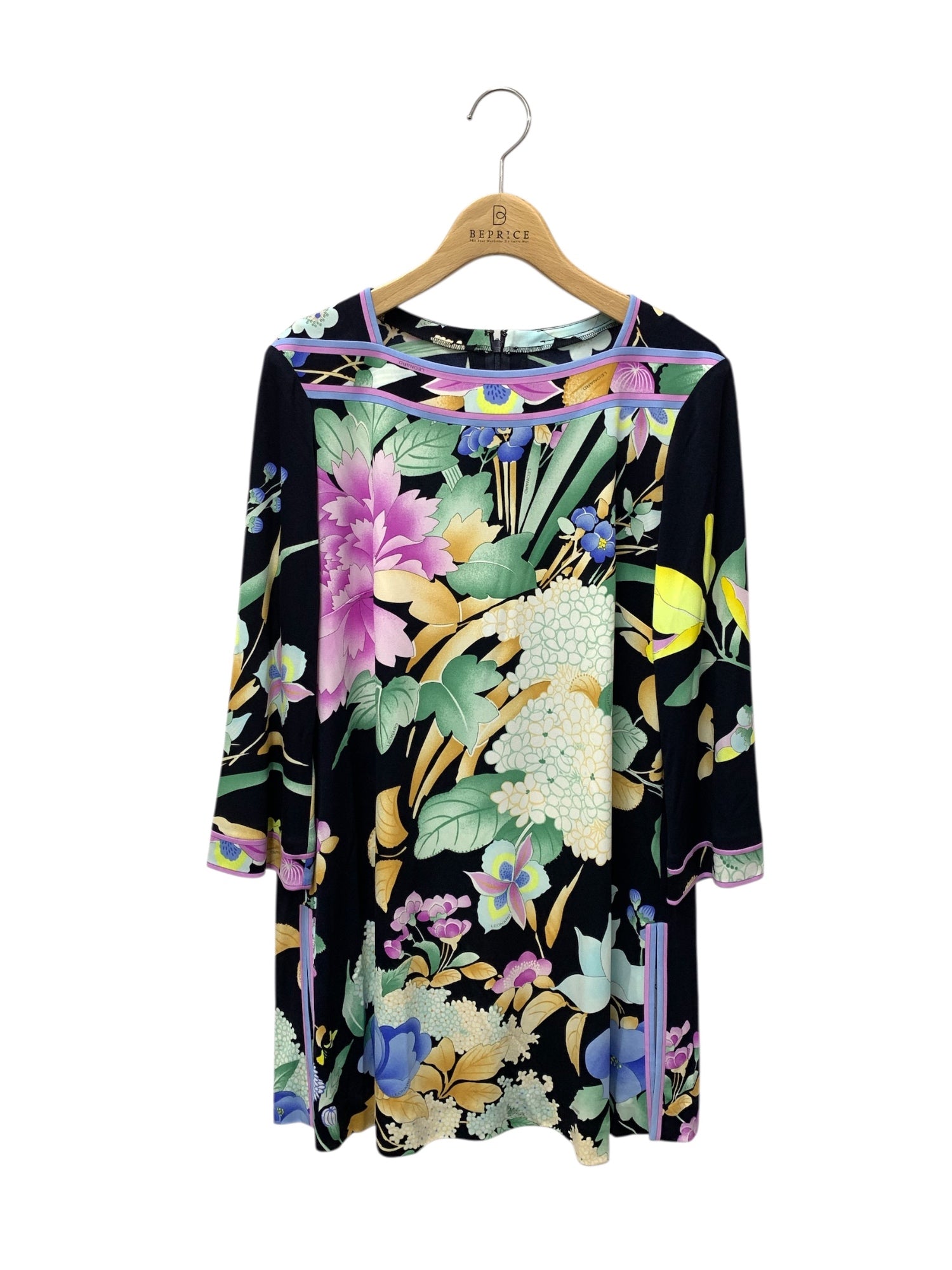 か39 美品　レオナールファッション　貝殻蝶プリント長袖チュニック　カーデ レオナール通販 | 中古ブランド品・古着洋服 | ビープライス