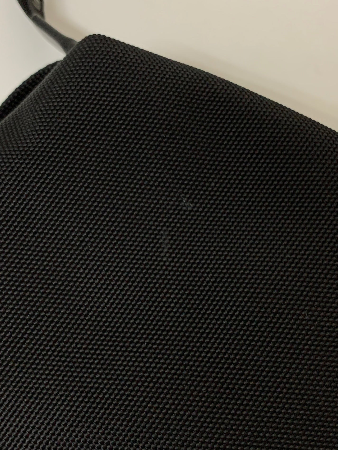 UNTRACK OUTDOOR / CE | Shoulder Bag S 60052 ブラック ナイロン840dnコーデュラ ITPY9YM6THY4