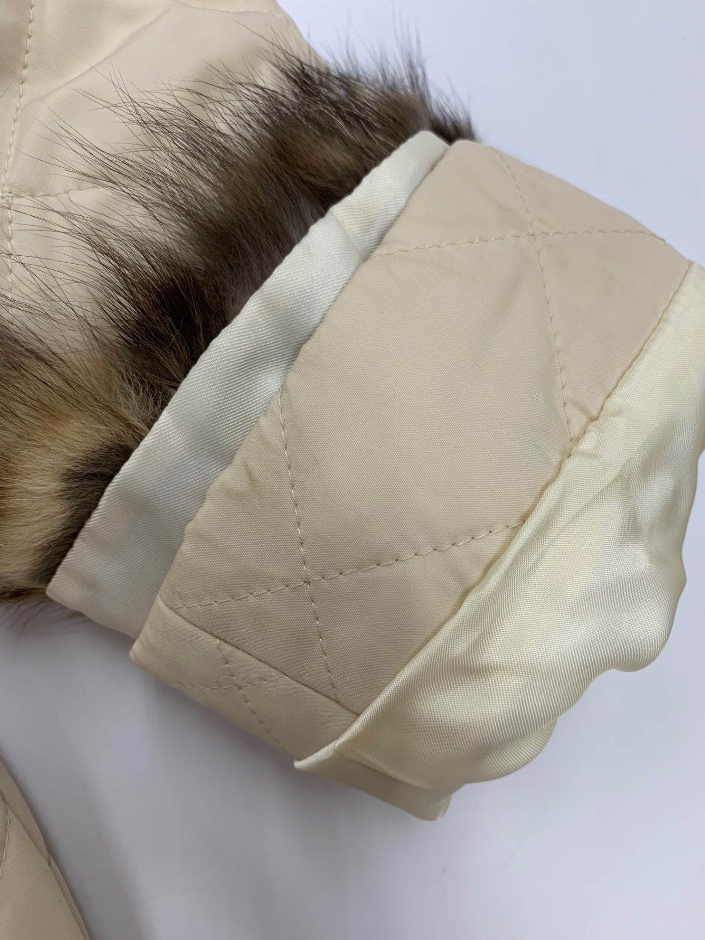 ハロッズ 17504091 キルティングコート 2 ベージュ フォックスファー ITDAXJ4ZZLVG