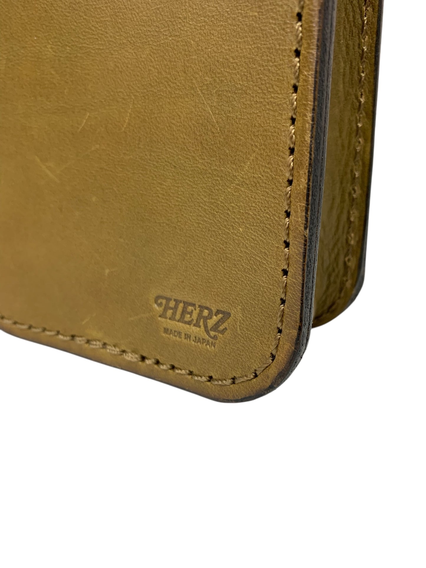 ヘルツ 前ポケット付ベルトポーチ・横型 ウエストバッグ ブラウン ラティーゴ ハードレザー ITJ1YUQEN38P