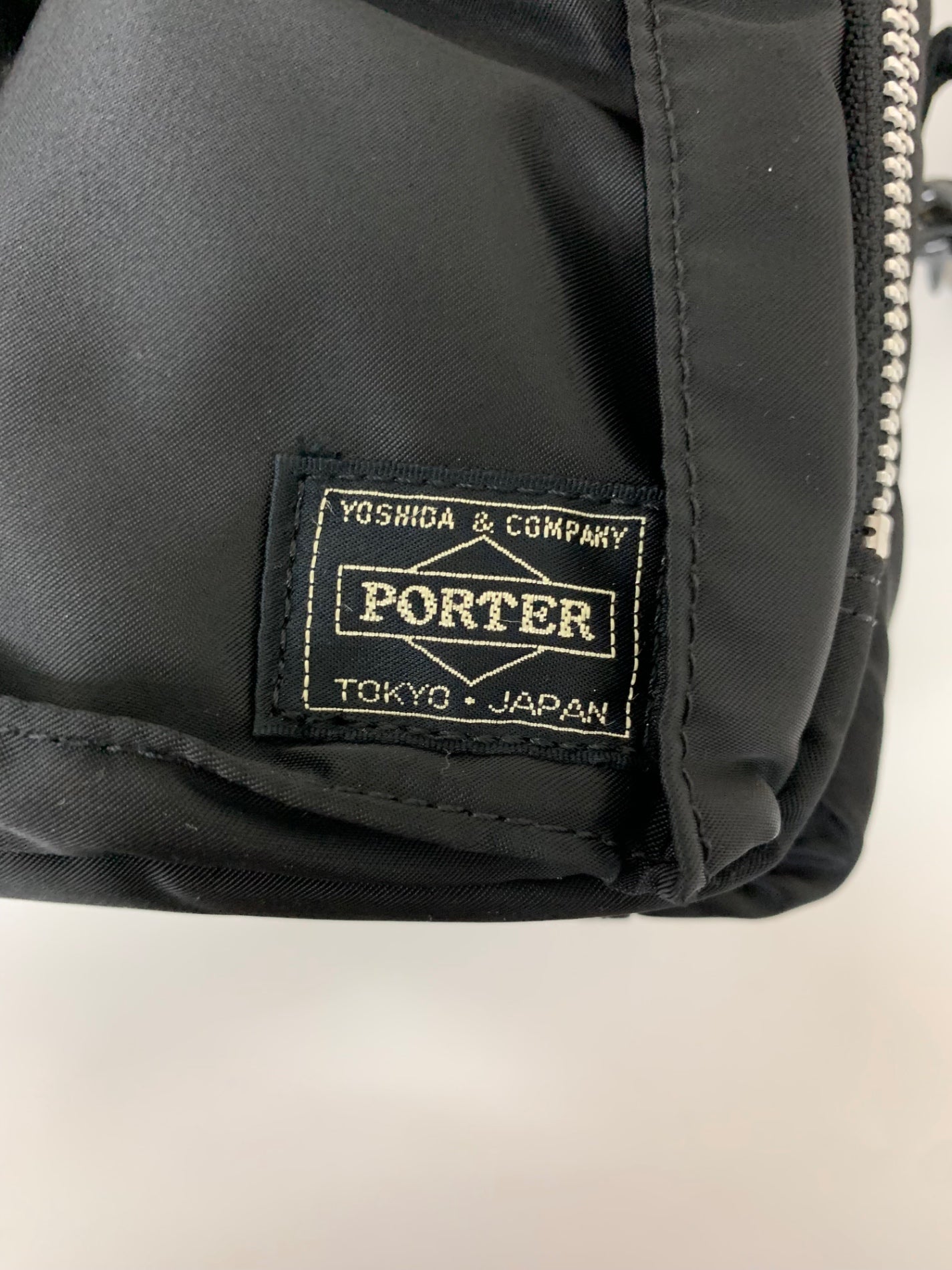 ポーター TANKER 622-76121 カメラバッグ ブラック タンカー ITETEZF21LYY