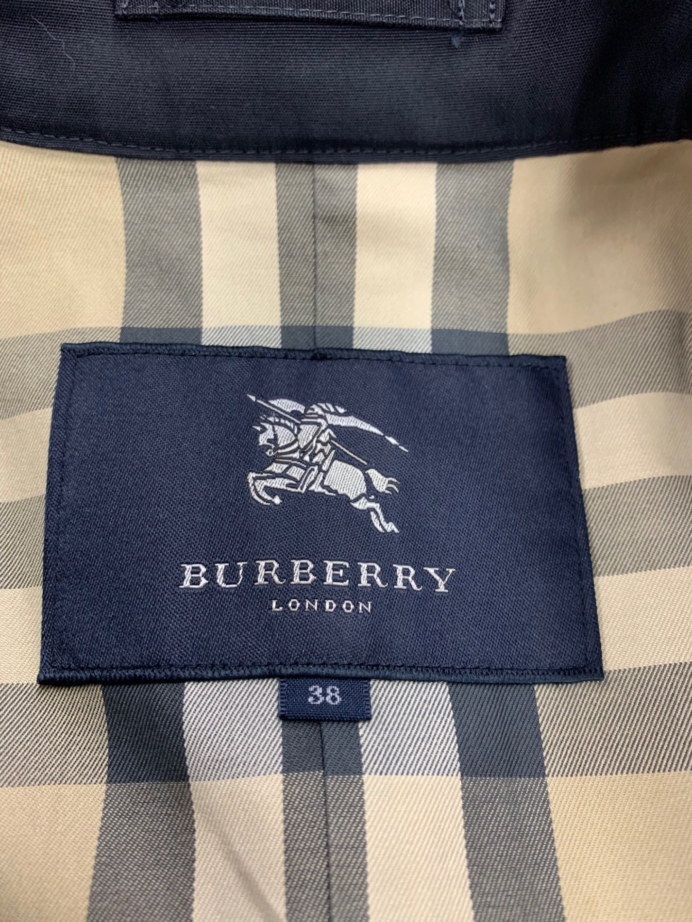 バーバリーロンドン B1A05-320-28 トレンチコート 38 ブラック ノバチェック IT2O6O20BM5Y