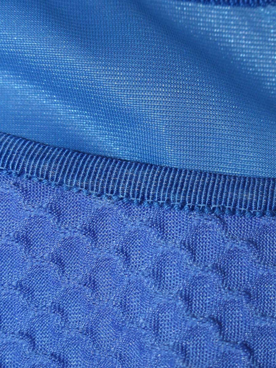 トゥービーシック W7P05-142-20 カットソー 44 ブルー エンボス加工 IT5BSW3YV174
