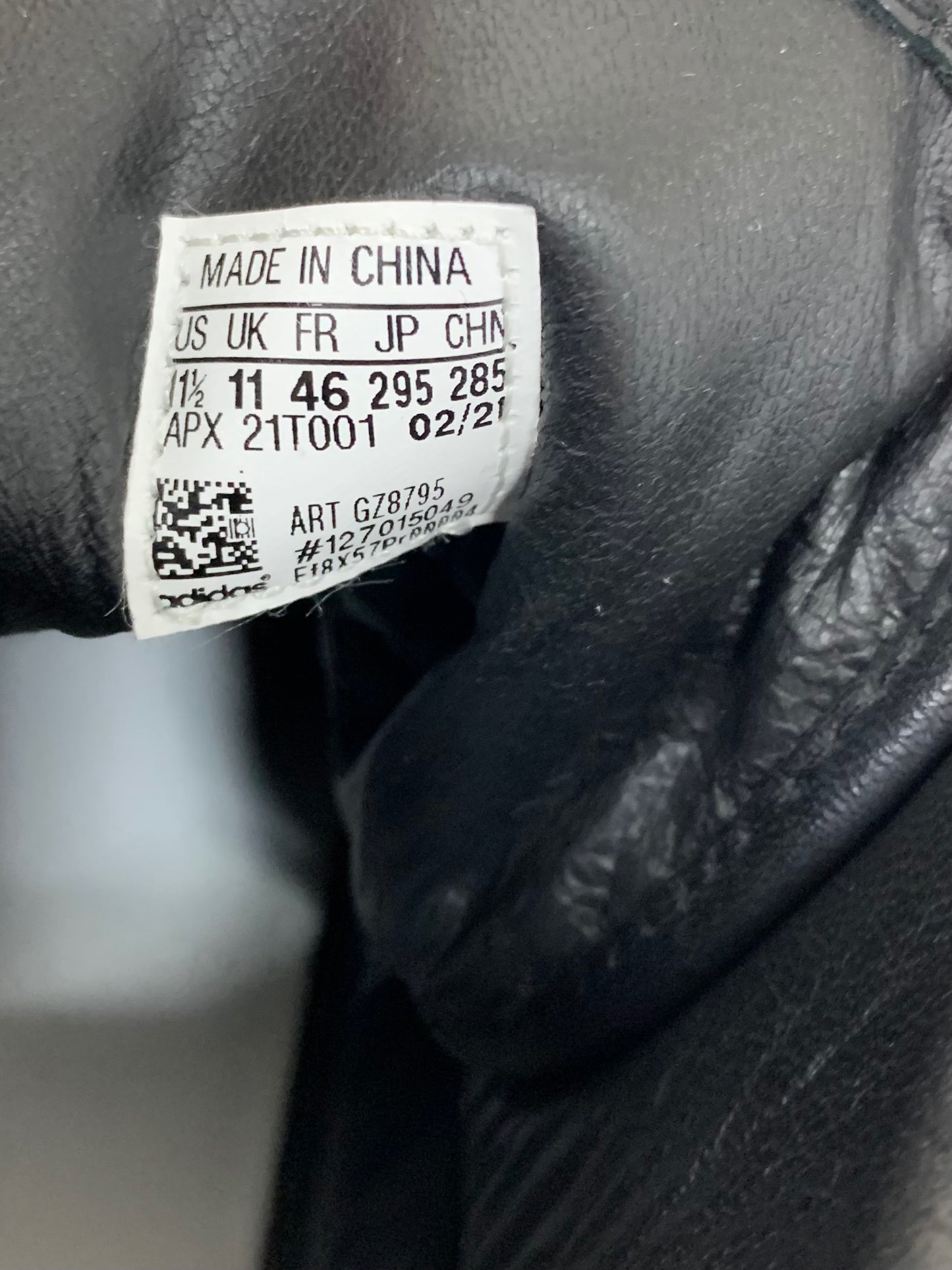 アディダス Y-3 フォーラム ハイ GZ8795 スニーカー 295 ブラック Y-3コラボ サイドジップ ITZI79Q67VJQ