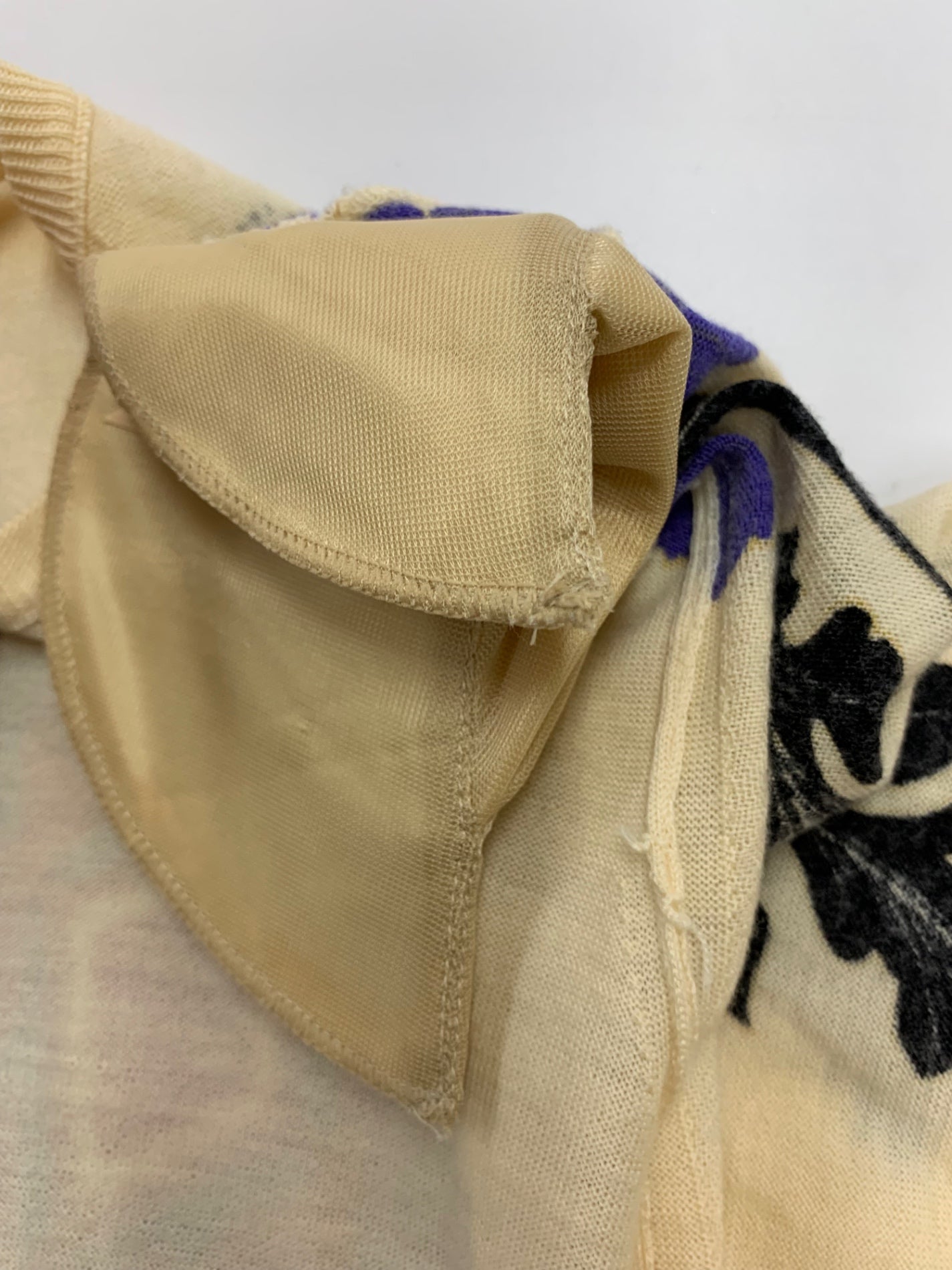 レオナールパリ 0487717 ニットセーター F ベージュ ウール ITBWP4Z060TN