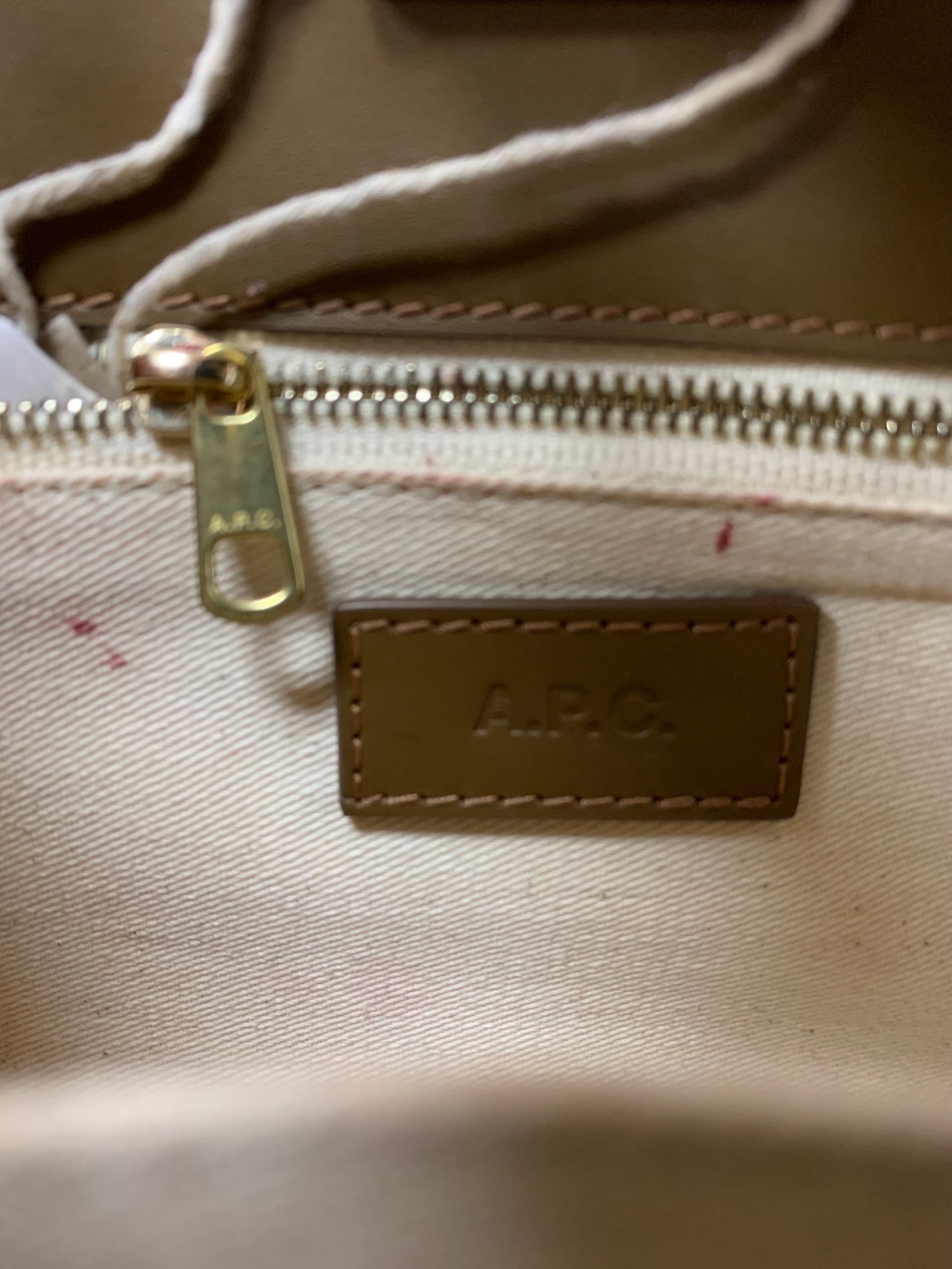 アーペーセー Demi-Lune スモールトートバッグ ブラウン レザー 2way ITV8SCXK916G