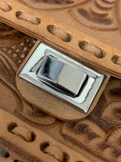 カービングトライブス ショルダーバッグ ブラウン チェーン ITQ22WY4CG18