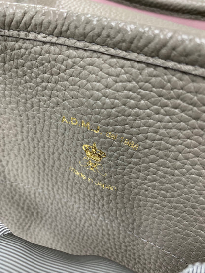 エーディーエムジェイ トートバッグ グレージュ レザー ITA54IQ547QG