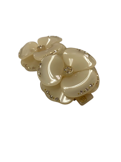 アレクサンドルドゥパリ バレッタ ベージュ フラワー ツィン ラインストーン ITVJZVFUC3GC 【SALE】