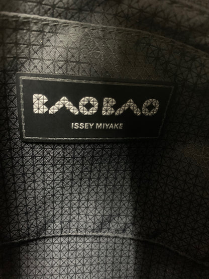 バオバオイッセイミヤケ ROW METALLIC BB93-AG463 ショルダーバッグ グレー ITZY2ZUPVVEC