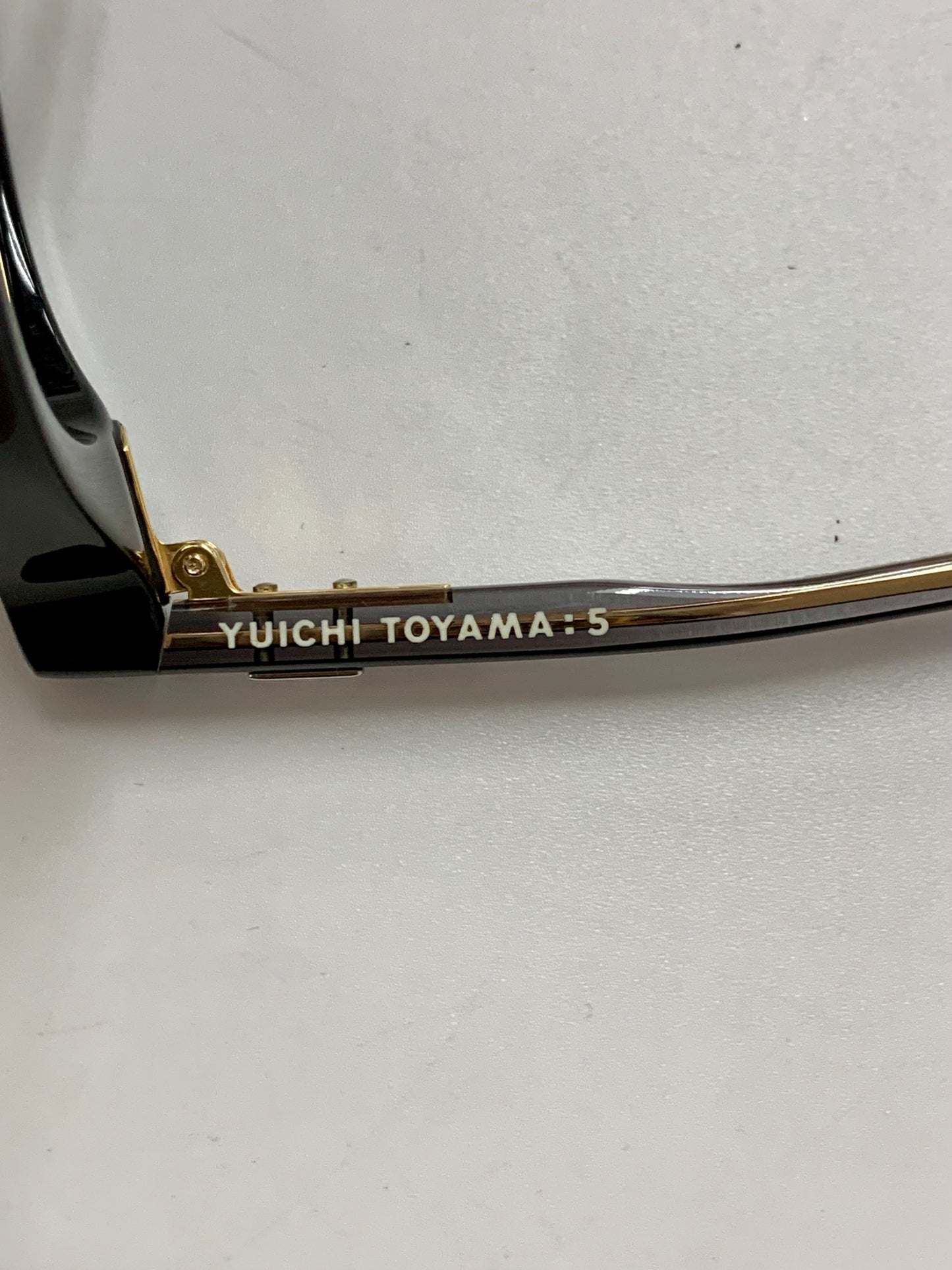 ユウイチトヤマ YUICHI TOYAMA:5 メガネ POISSY ブラック セルフレーム フルリム ボストン ITQGAC8BV57A