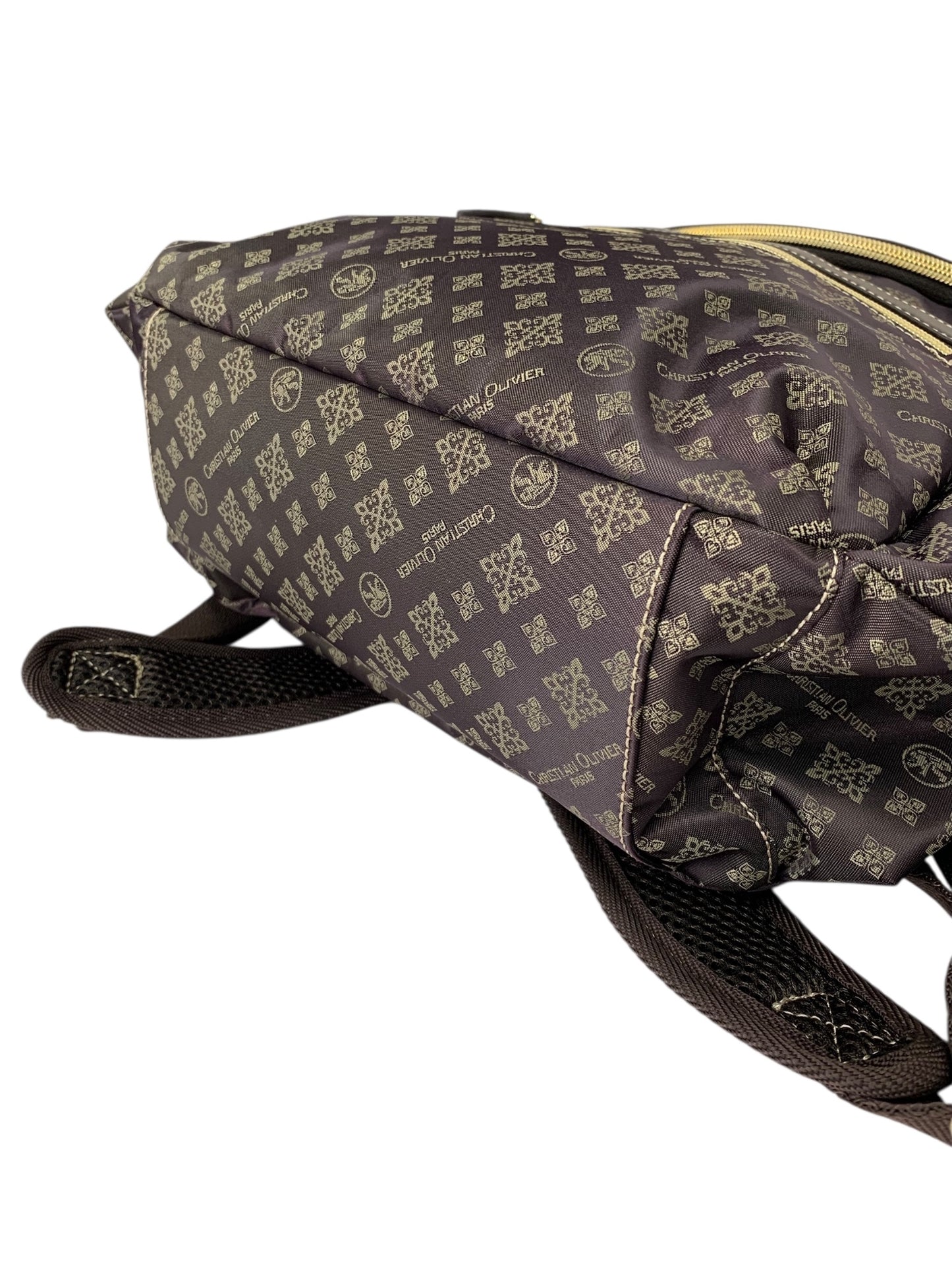 クリスチャンオリビエ リュック ブラウン サイドジップ ITIZHNEGRVIC