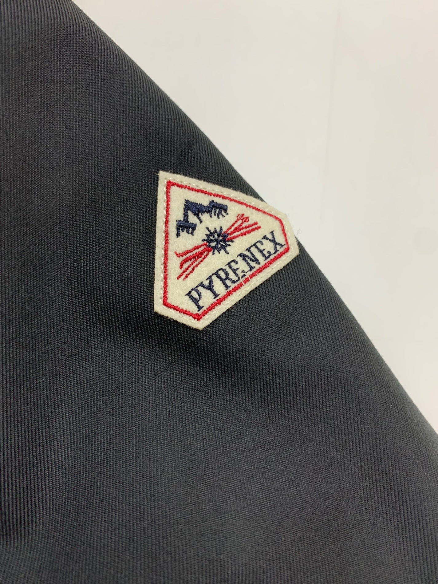 ピレネックス BORDEAUX JACKET 291900058 ダウンジャケット 36 ブラック ファー付きリムーバブルフード ITC7Y9PTKM6G