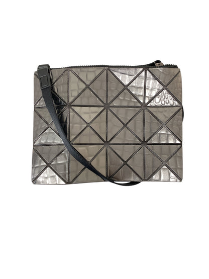 バオバオイッセイミヤケ META KAIJU BB53AG831 ショルダーバッグ シルバー ITYAAOPPSFYO