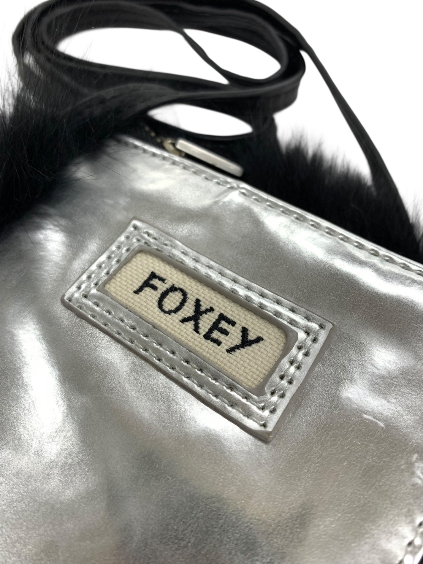 フォクシーブティック ショルダーポーチ ブラック ファー ITW7X06YXRXC