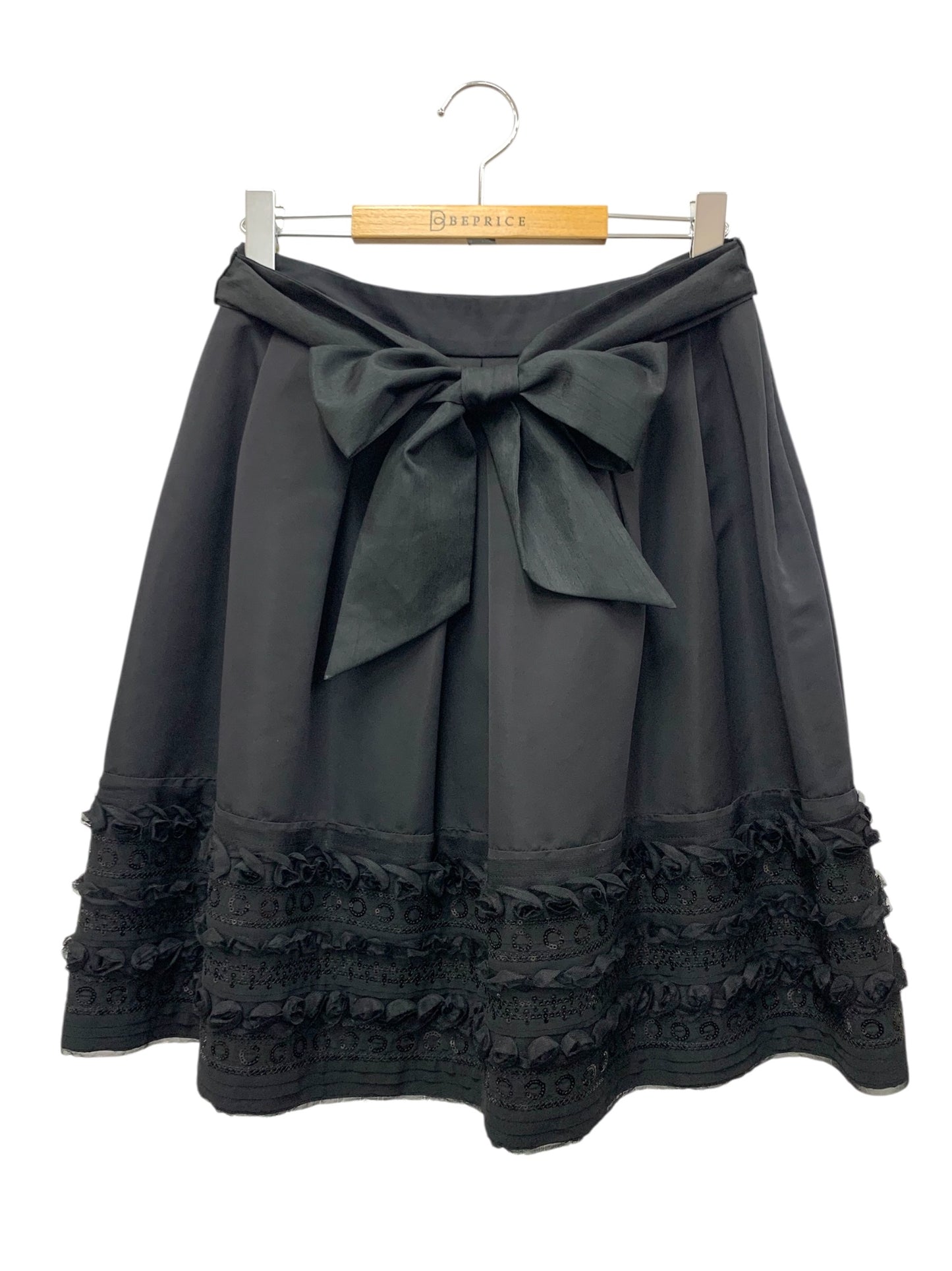 トゥービーシック W5S57-834-09 スカート 40 ブラック スパンコール  タックフレア ITC09HHMDLO0