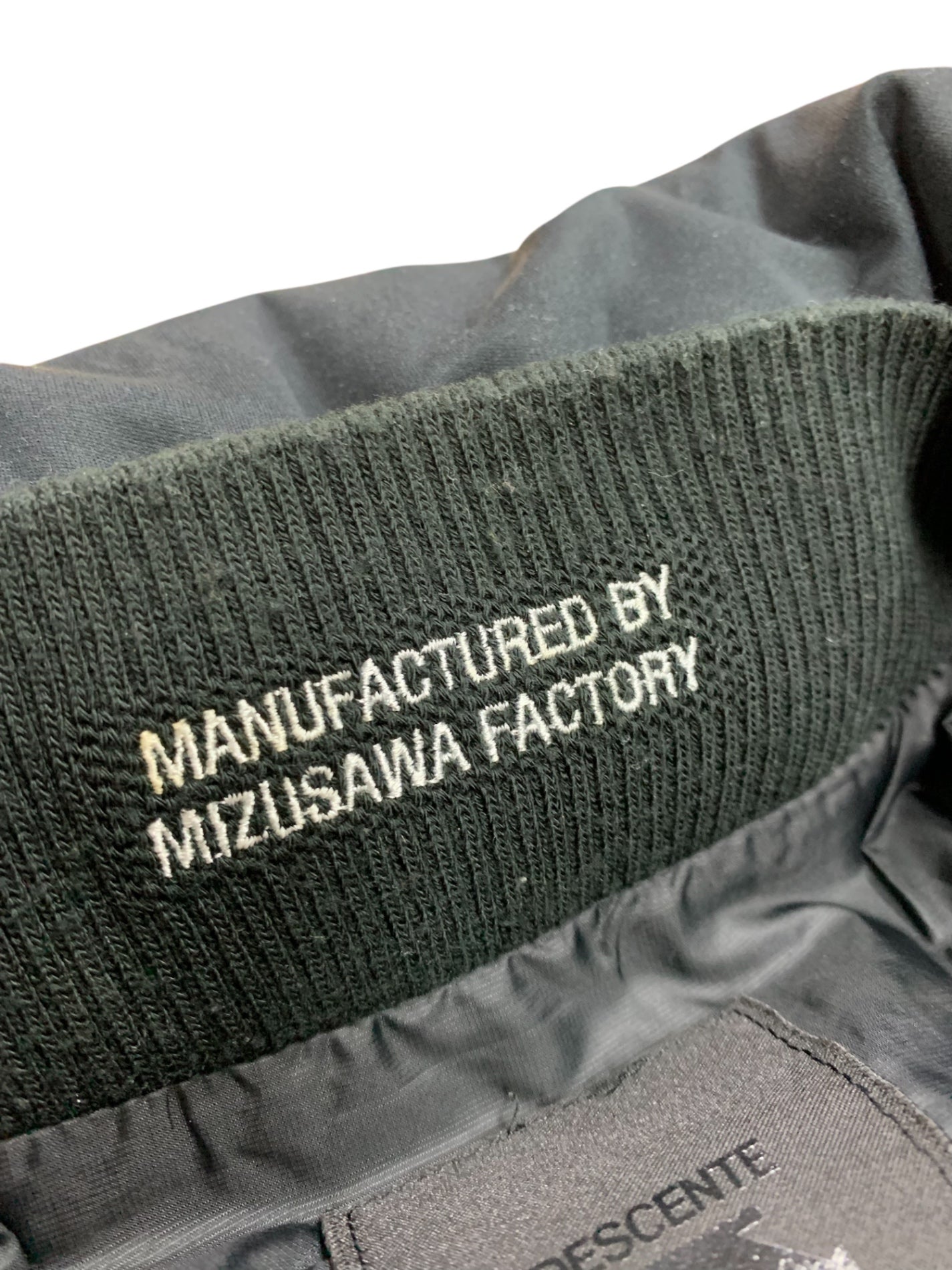 水沢ダウン ANCHOR DAL3272N ダウンジャケット S ブラック DESCENTE デサント ITXMZD0PKJZ0