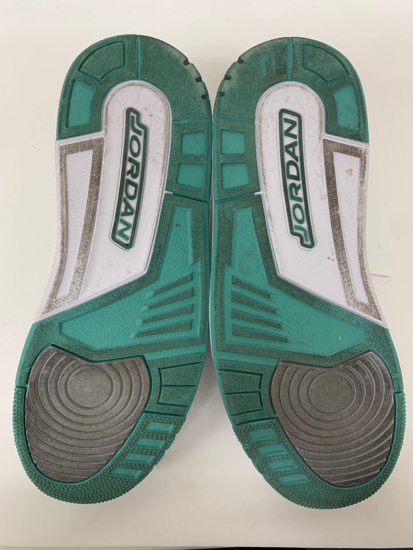 ナイキ ジョーダン レガシー 312 ロー CD7069-130 スニーカー 27.5 ホワイト IT737SOGNRK9