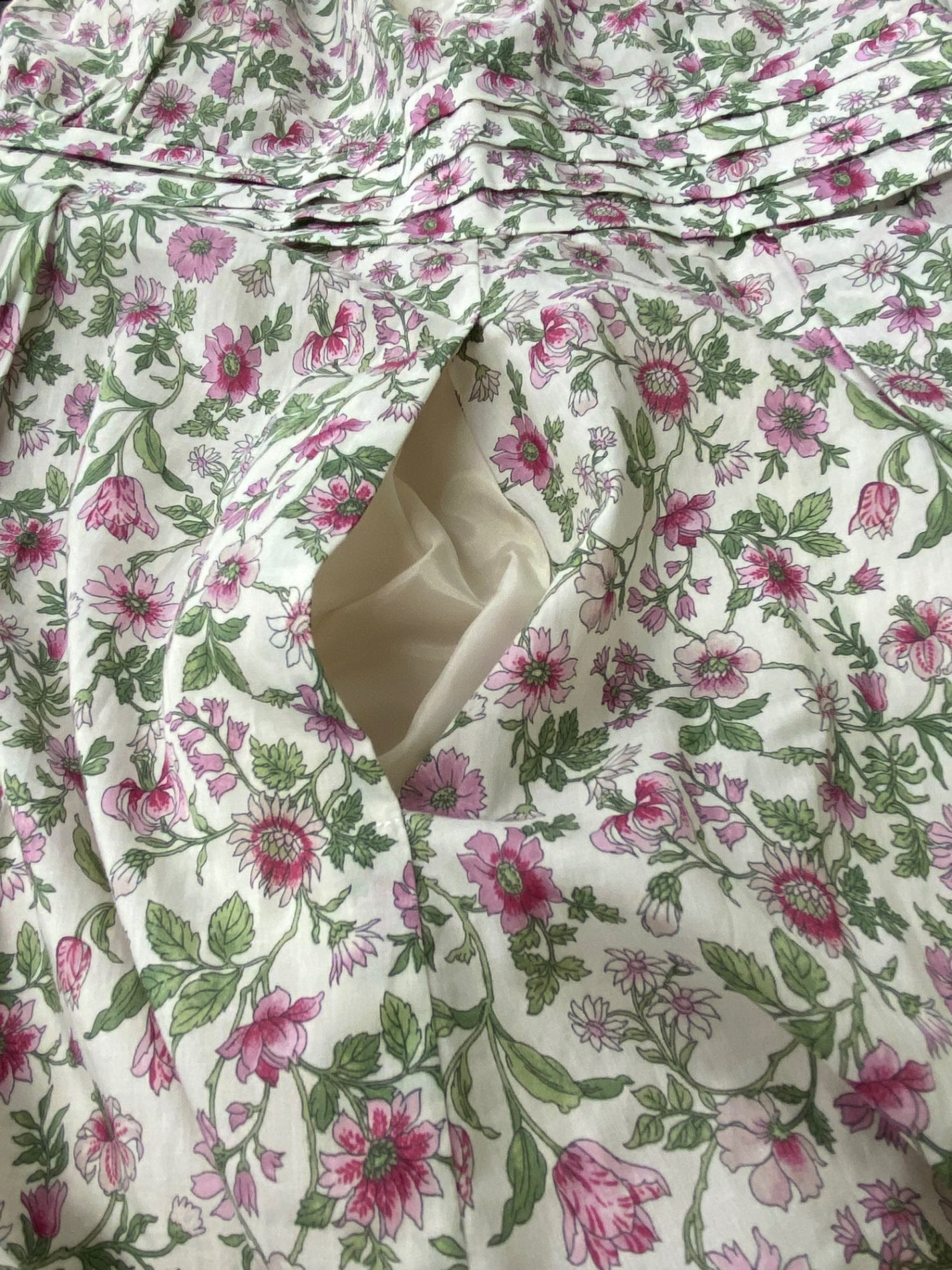 トッカ FLORAL STORY OPTONS0030 ワンピース 0 ホワイト 洗える IT4AWC4I1YMU