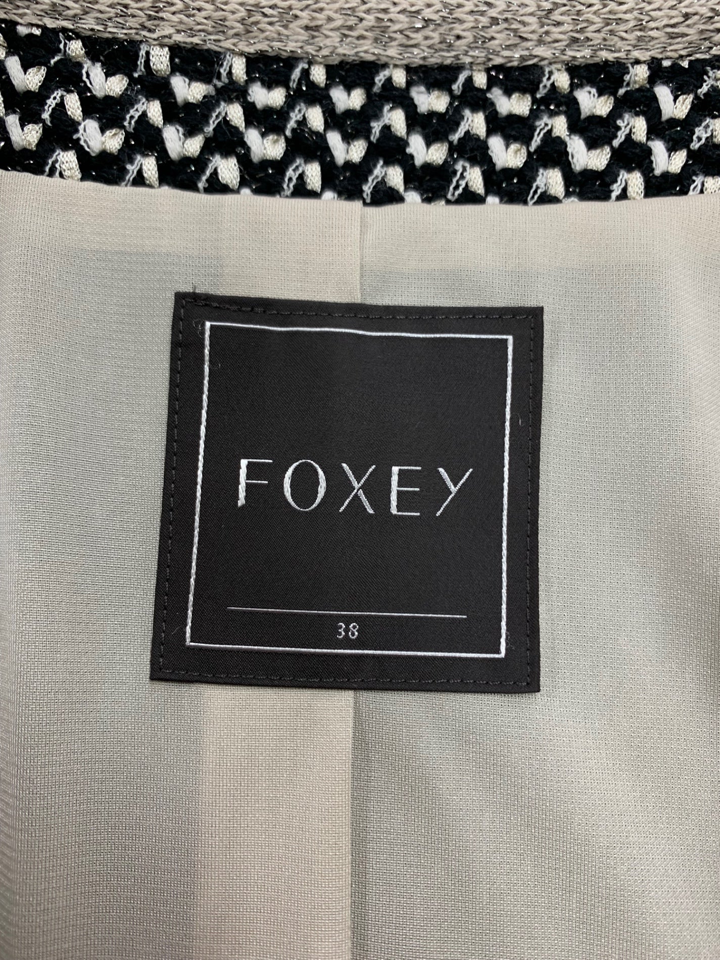 フォクシーブティック Platinum Tweed 35326 ジャケット 38 ブラック ツイード ノーカラー IT02W3T2GIIL