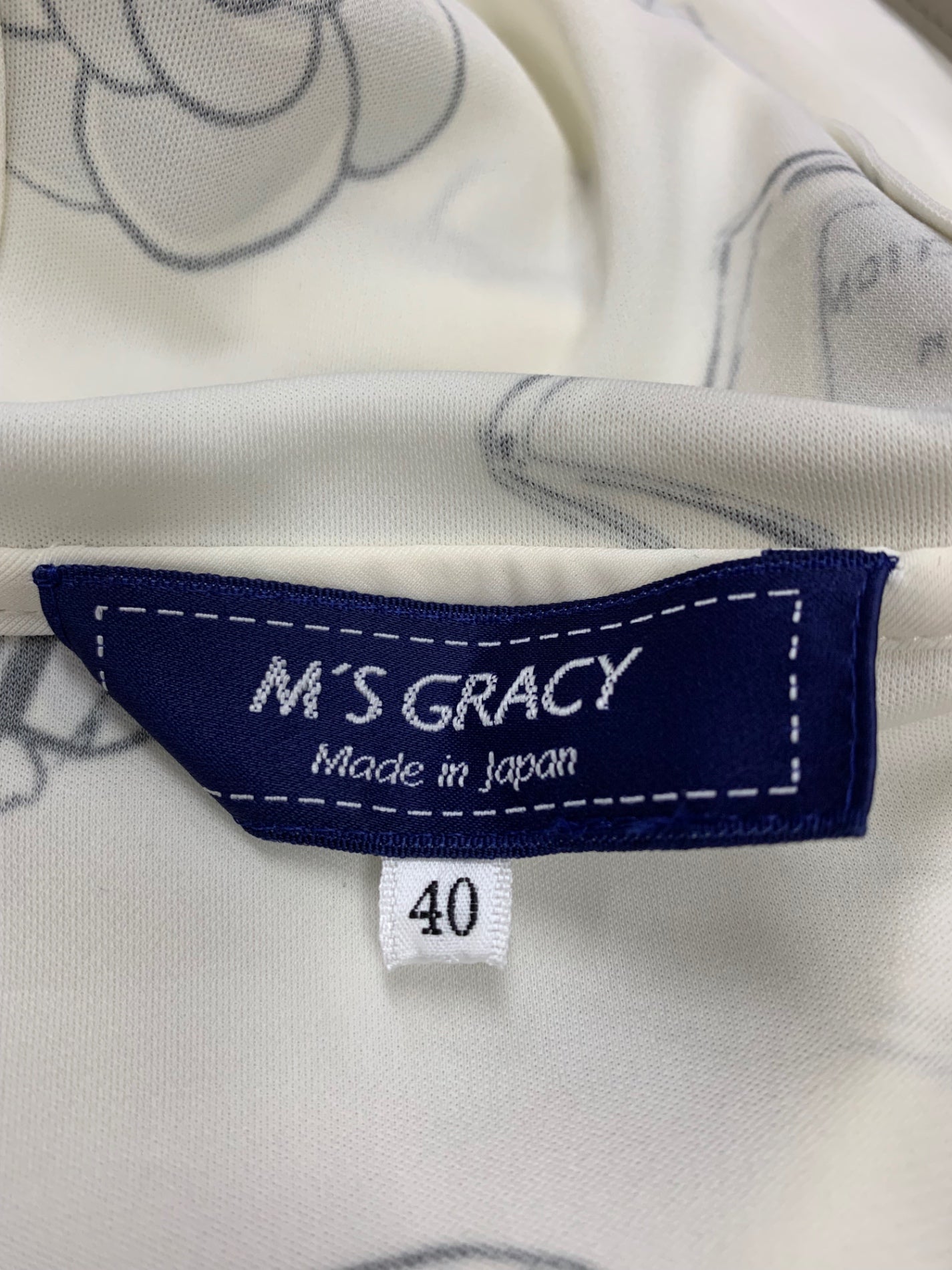 エムズグレイシー 111309 ワンピース 40 ホワイト アイコンモチーフ