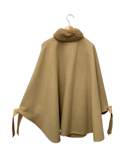 エムズグレイシー 296502 フェイクファー付きポンチョ F ベージュ IT1LVZCU20FQ