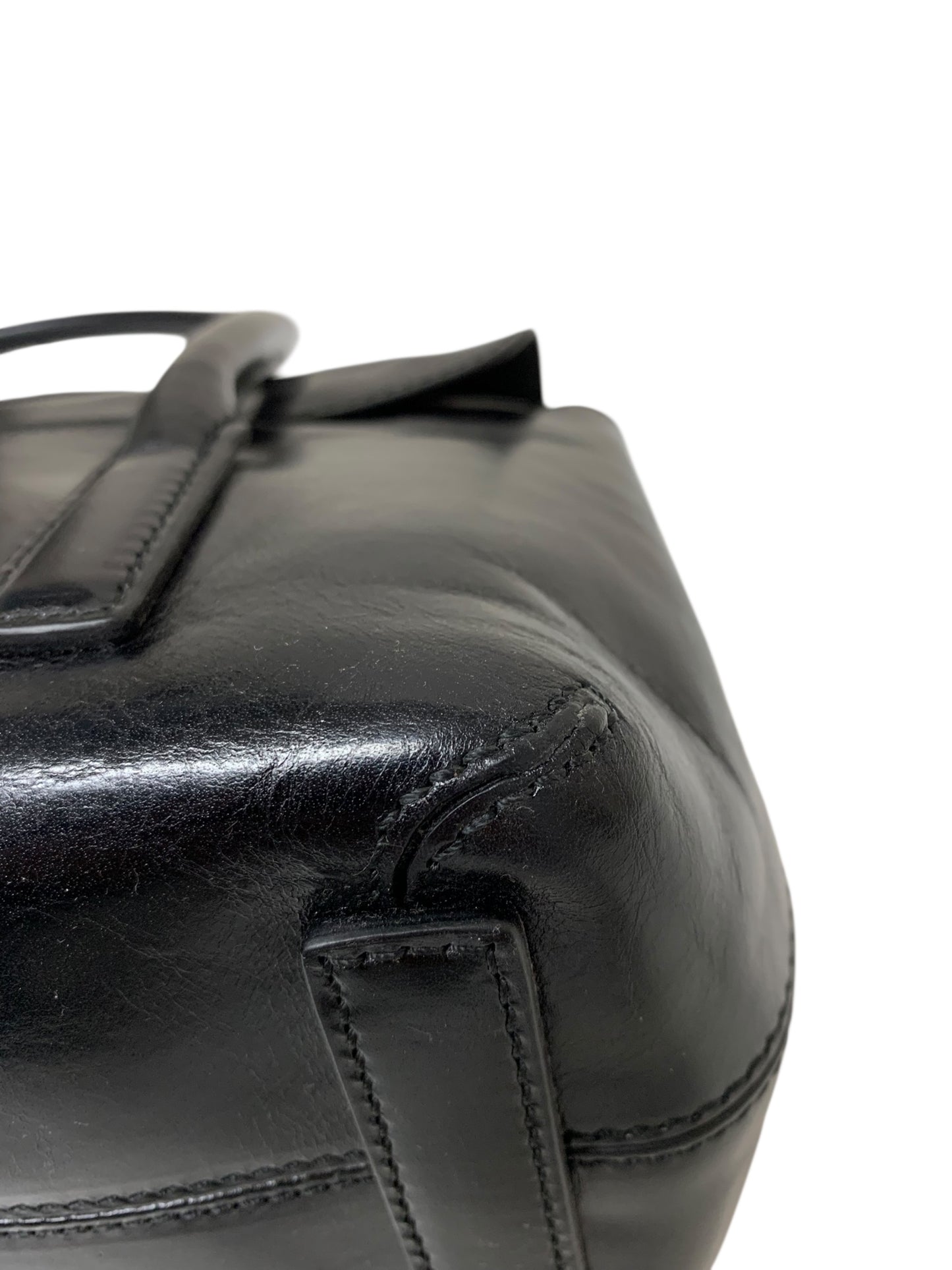 ヒロフ ブラック レザー フラップ ハンドバッグ IT98W0O6NW1X