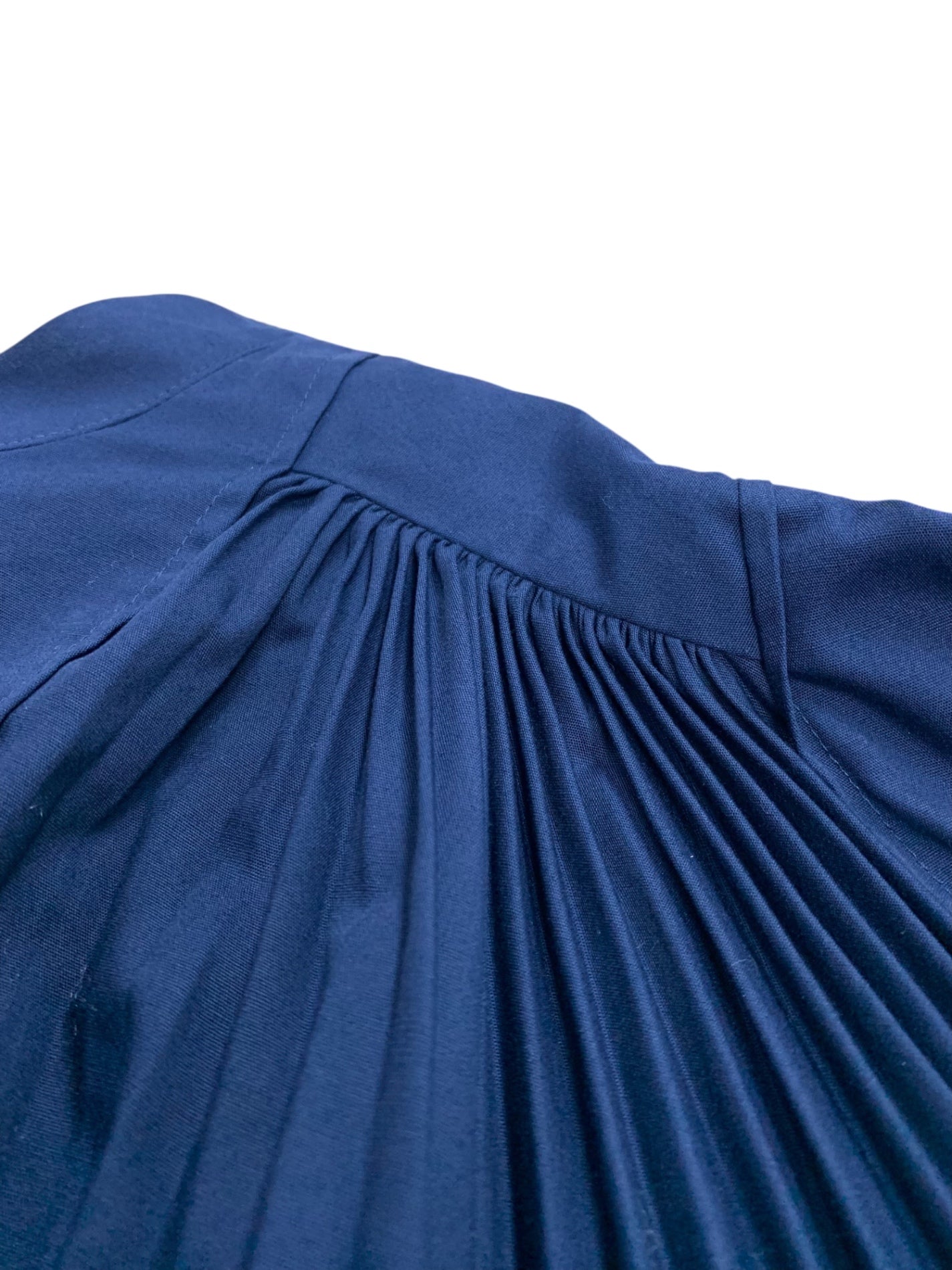 サカイ 19-04299 プルオーバーシャツ 2 ネイビー プリーツ ITH56V2A0C36