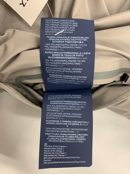 ヘルノ Laminar ゴアテックス 2レイヤー パーカー PI00353DL111239436 ダウンコート 36 グレー ‘24 ITT4HH5EOFH4