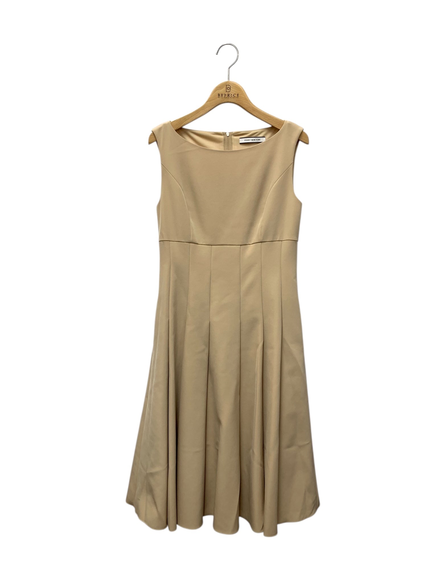 本日削除！！定価12万円　美品✨FOXEY フォクシー 裾二重フリル　ワンピース FOXEY - フォクシー ワンピースの通販 by rick.shop｜フォクシー